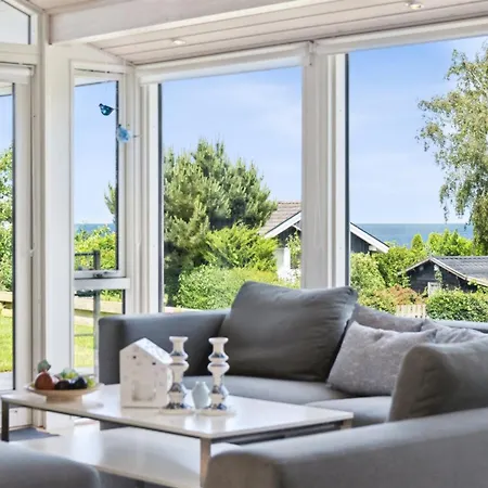 Tuulikki - 100m From The Sea By Interhome *