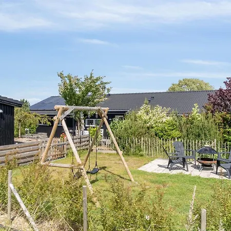 Tuulikki - 100m From The Sea By Interhome Vakantiehuis