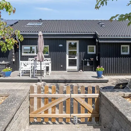 Tuulikki - 100m From The Sea By Interhome Vakantiehuis *